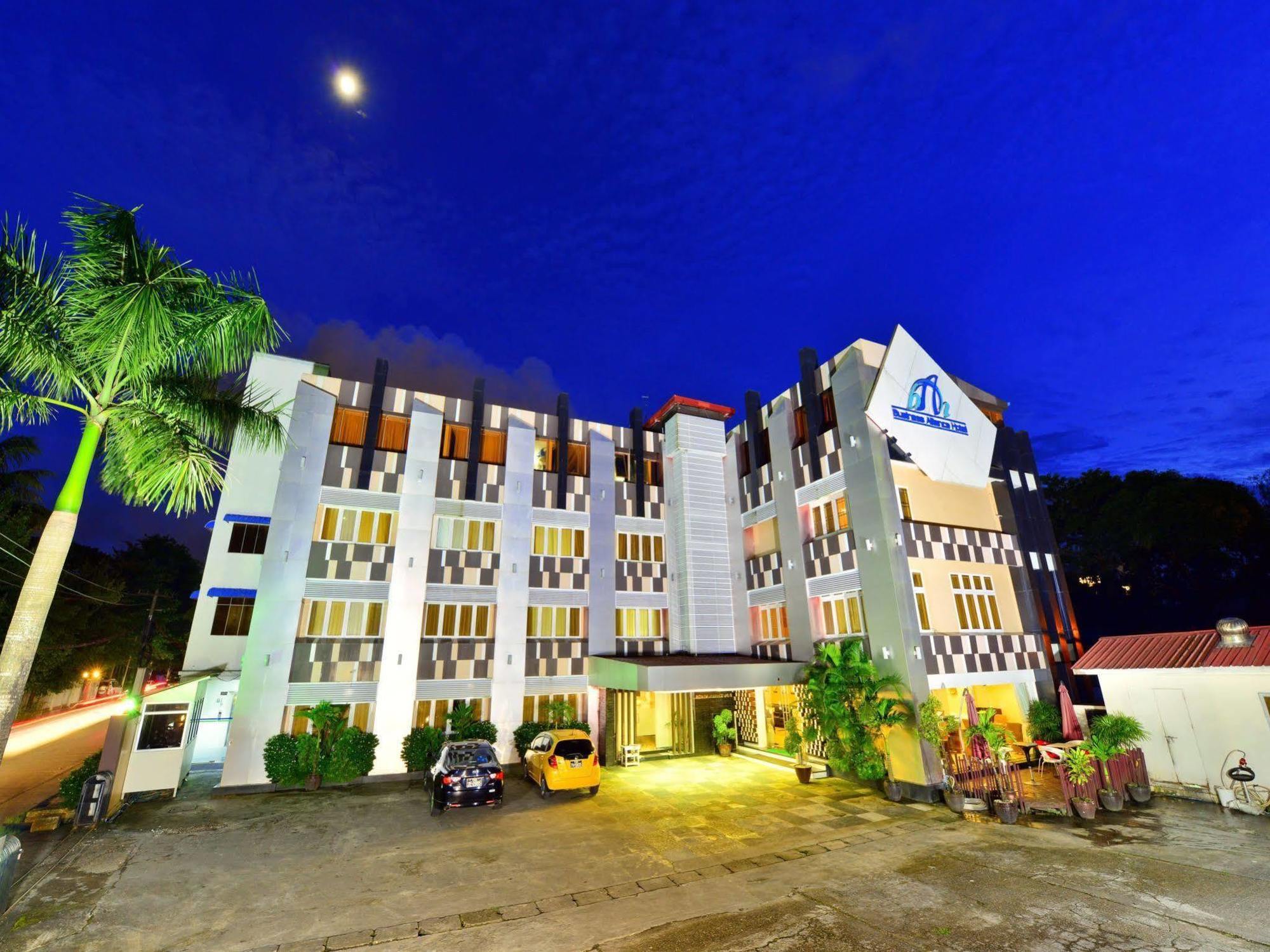 Business Alliance Hotel Yangon Extérieur photo