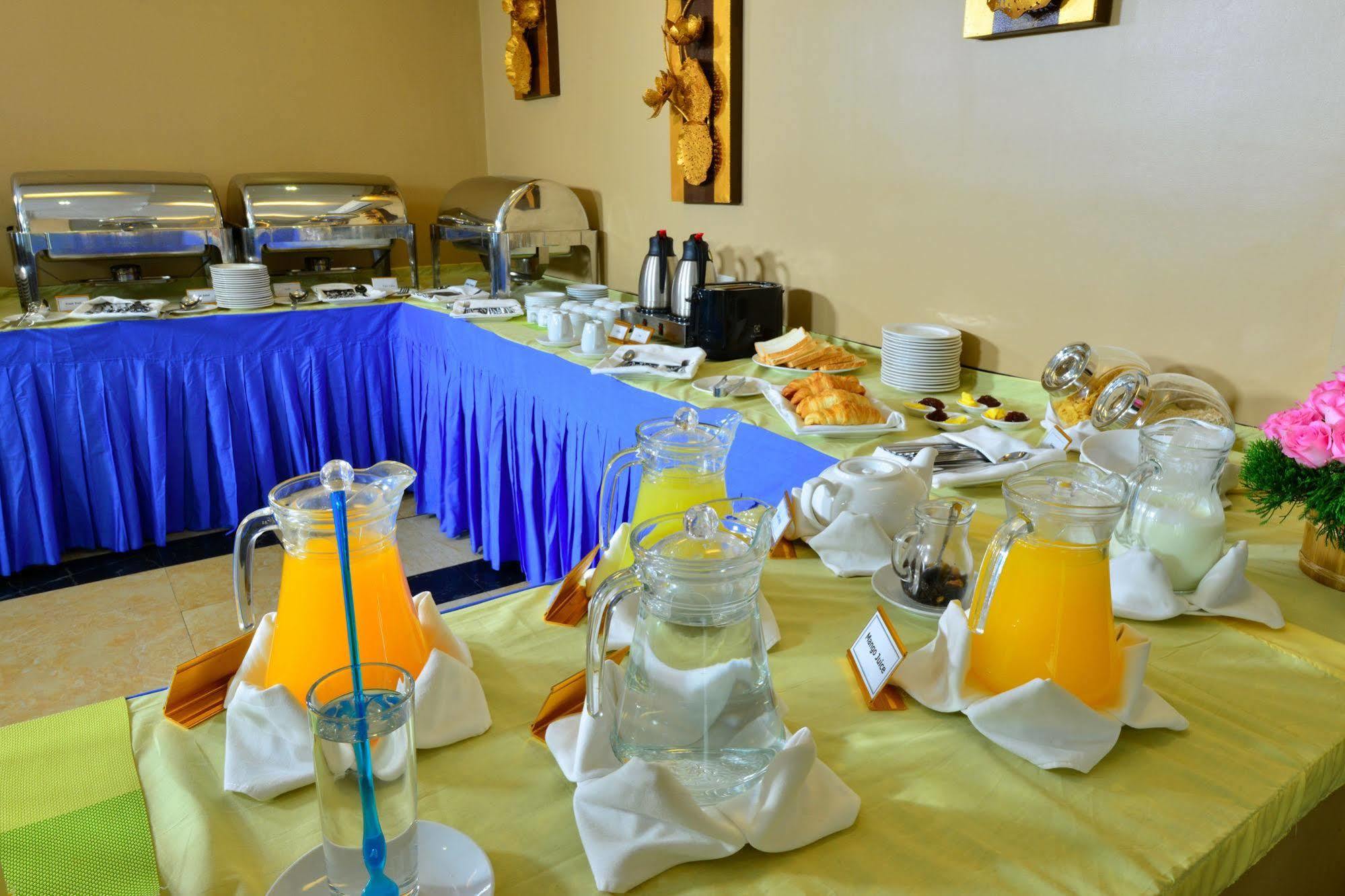 Business Alliance Hotel Yangon Extérieur photo