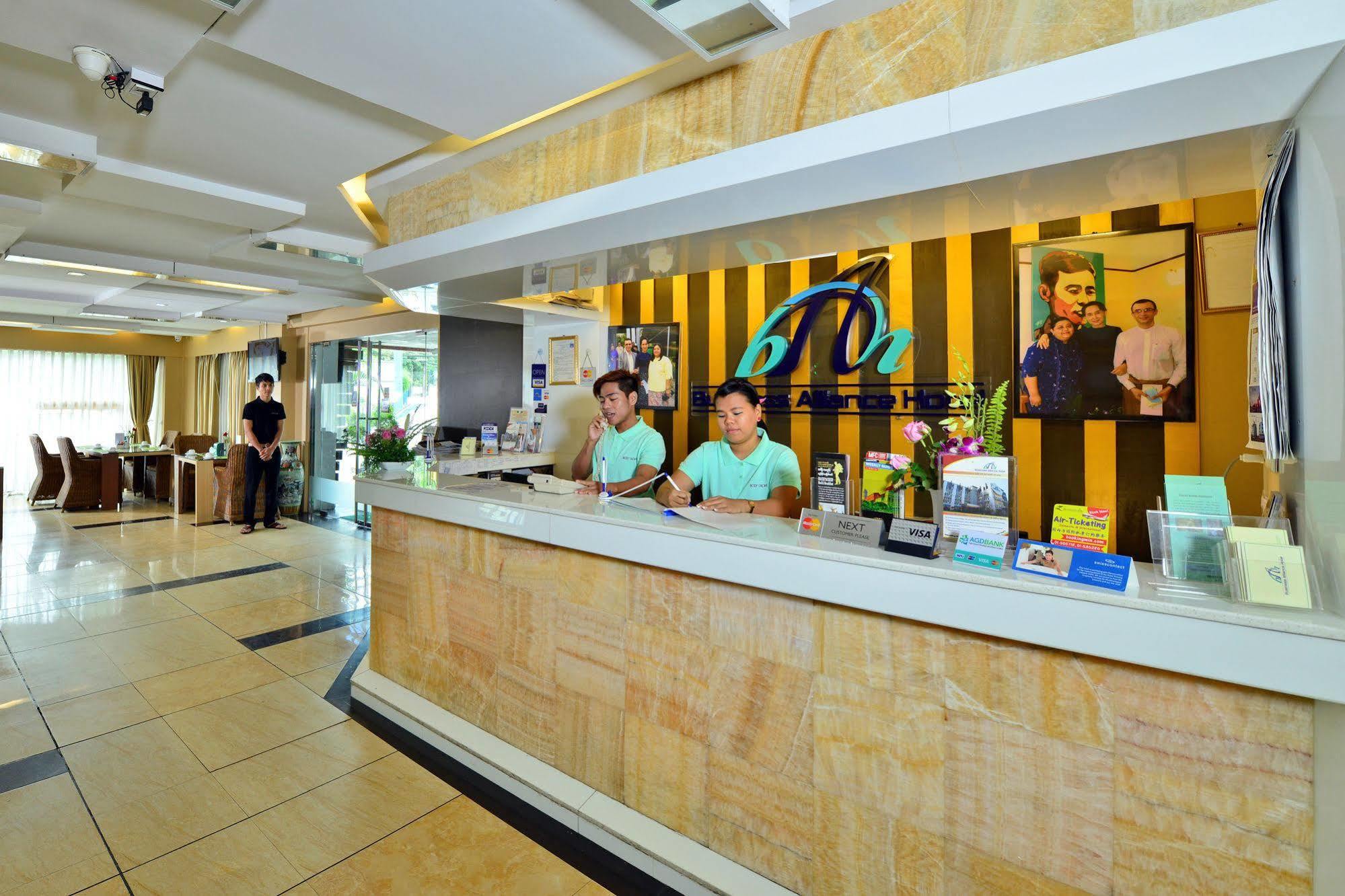Business Alliance Hotel Yangon Extérieur photo